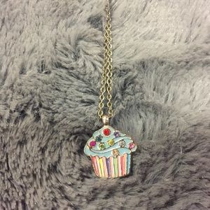 Cupcake necklace/choker silver chain